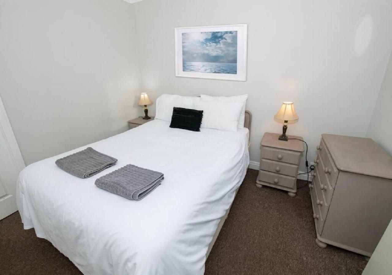 Cormorant - Beautiful 2 Bed Apartment With Sea Views Old Town Σκάρμπορο Εξωτερικό φωτογραφία
